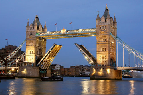 Dimex Tower Bridge Night Wall Mural 375x250cm 5 Panels | Yourdecoration.co.uk