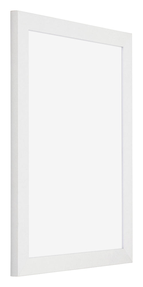 Mura MDF Photo Frame 48x64cm White High Gloss Front Oblique | Yourdecoration.co.uk