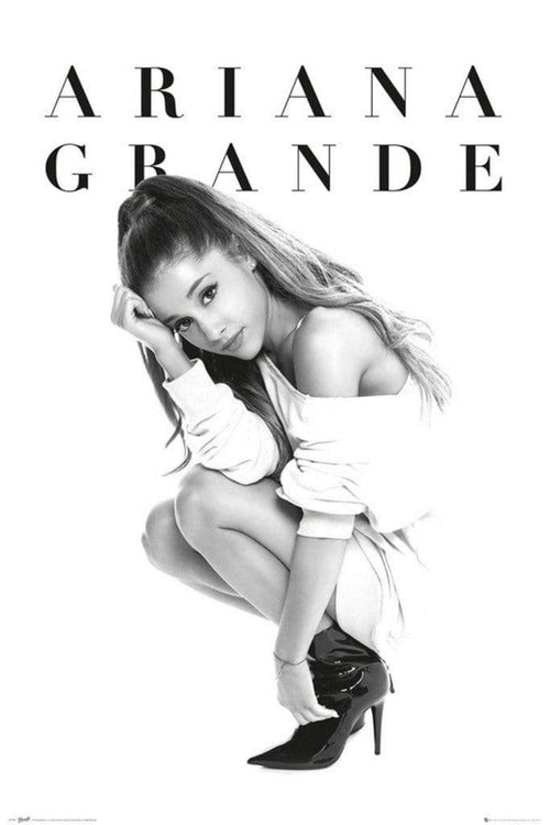 GBeye Ariana Grande Crouch Poster 61x91,5cm | Yourdecoration.co.uk