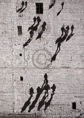 Edition Street Walking the Wall Art Print 50x70cm | Yourdecoration.co.uk