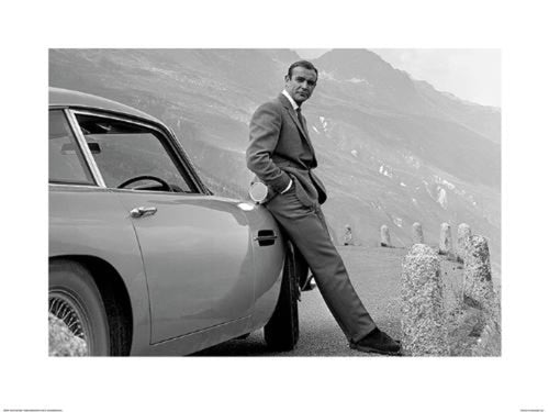 pyramid ppr40099 james bond aston martin art print 80x60cm | Yourdecoration.co.uk